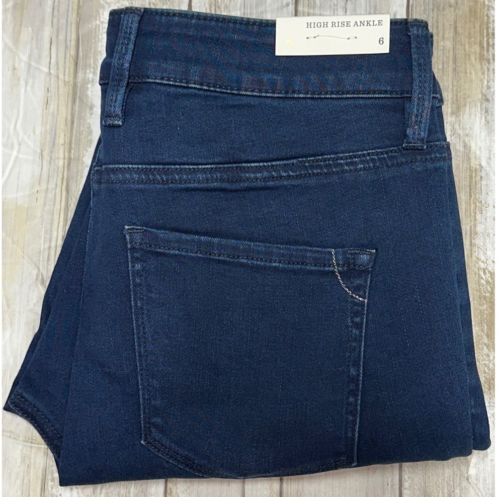 Tommy Bahama Tema‎ Indigo high rise sparkle tux ankle jeans size 6 dark wash